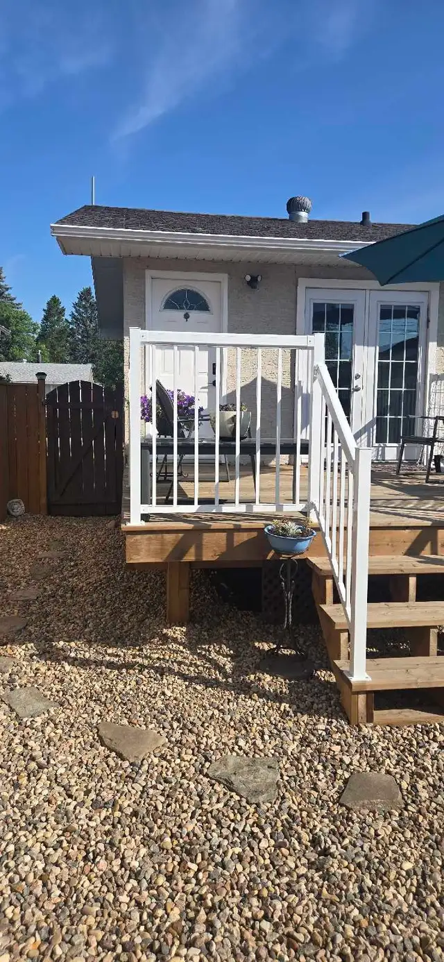 Room rental/basement suite