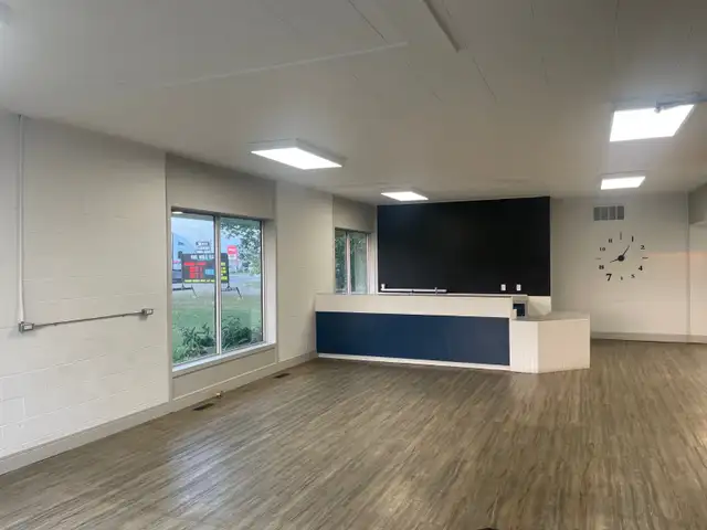 Commercial Space for Rent, Office, Showroom & Warehouse - Photo 6