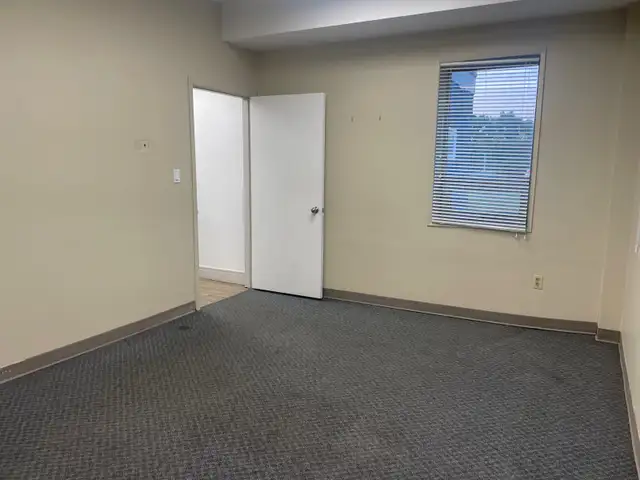 Commercial Space for Rent, Office, Showroom & Warehouse - Photo 8
