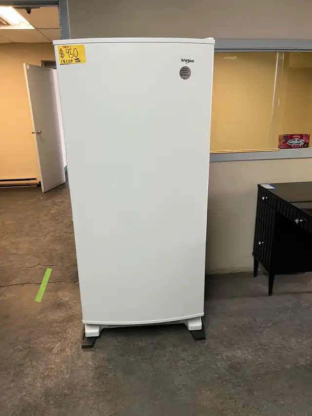 Standup 18 cu Ft Freezer - NEW