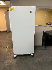 Standup 18 cu Ft Freezer - NEW