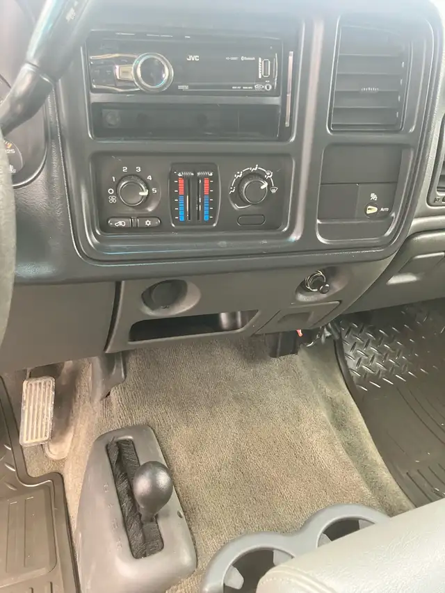 4x4~ 2004 Chevy Silverado 1500 SAFETIED - Photo 8