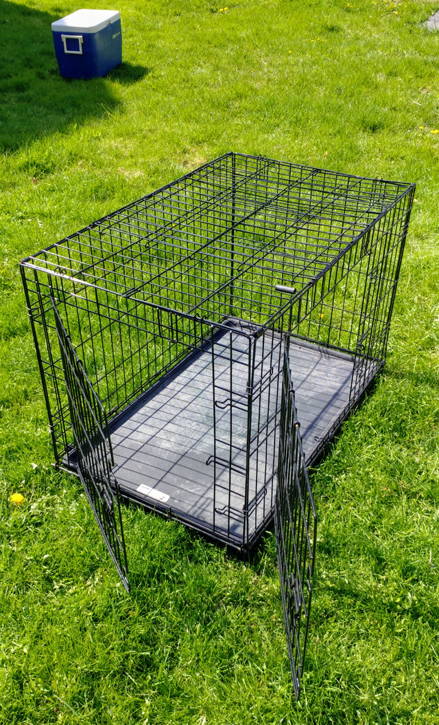 Dog CRATE Pet CAGE, 2 Lockable Doors, Floor BASE 3'L x 2'W x 3'H