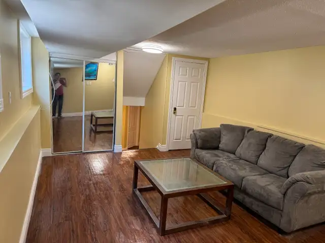 2 Bed Legal Basement in Mississauga near ErinMill / Battleford - Photo 2