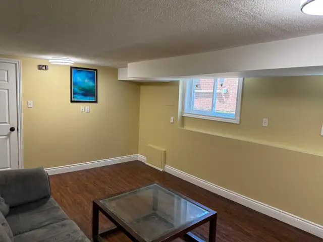2 Bed Legal Basement in Mississauga near ErinMill / Battleford - Photo 3