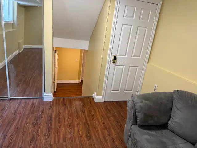 2 Bed Legal Basement in Mississauga near ErinMill / Battleford - Photo 4