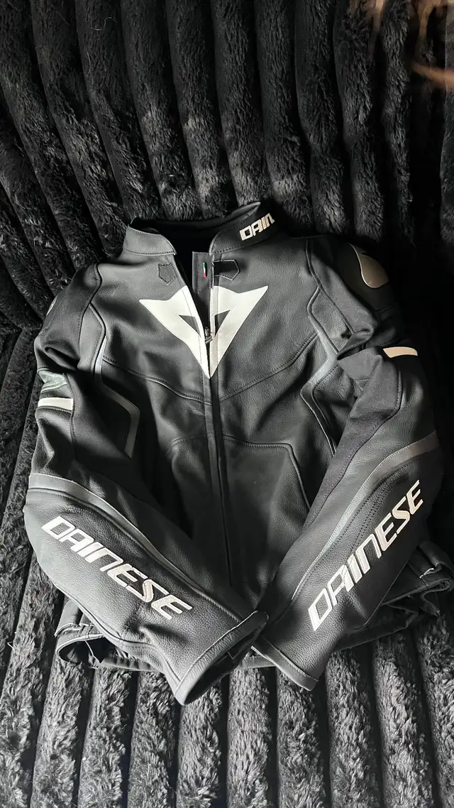 Dainese Woman Leather Motorcycle  Jacket with tags! Brand new,