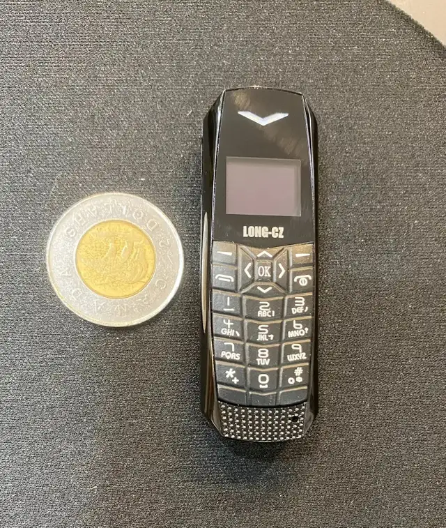 new 2 inch 4g network mini phones battery 600mah 70$