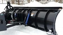 Charrue à tracteur robuste de 2,13 m (7 pi)