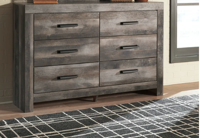 Signature Design by Ashley Wynnlow Dresser
