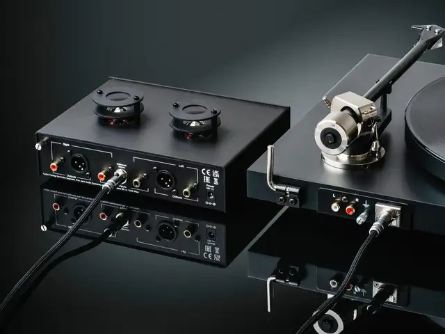 Pro-Ject Tube Box S3 B Balanced Tube Phono Preamp