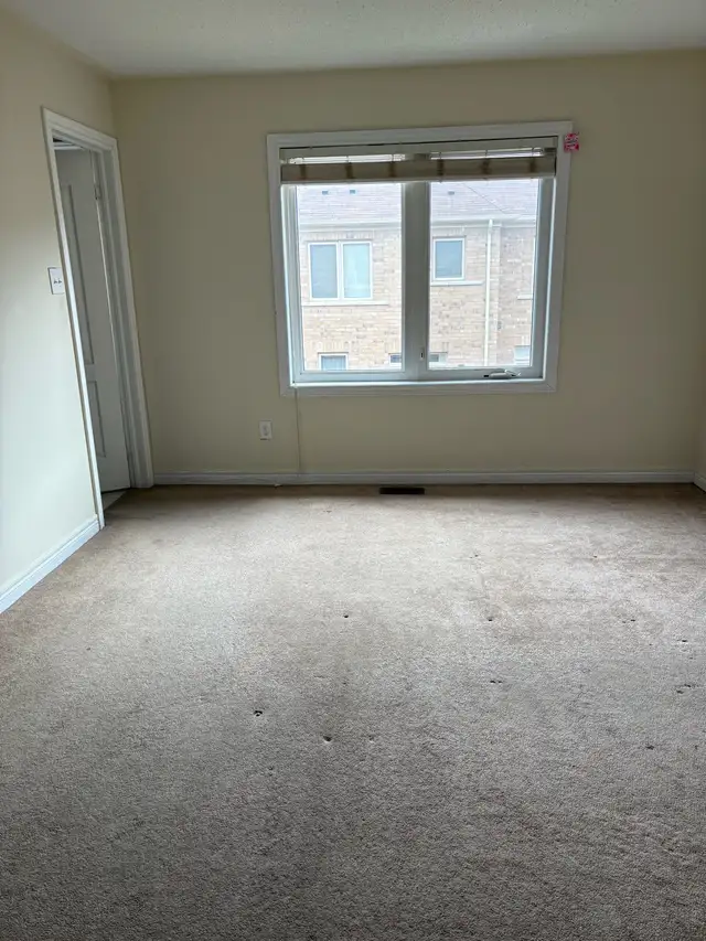 4 Bedrooms Townhouse For Rent Available May 2026 - Photo 5