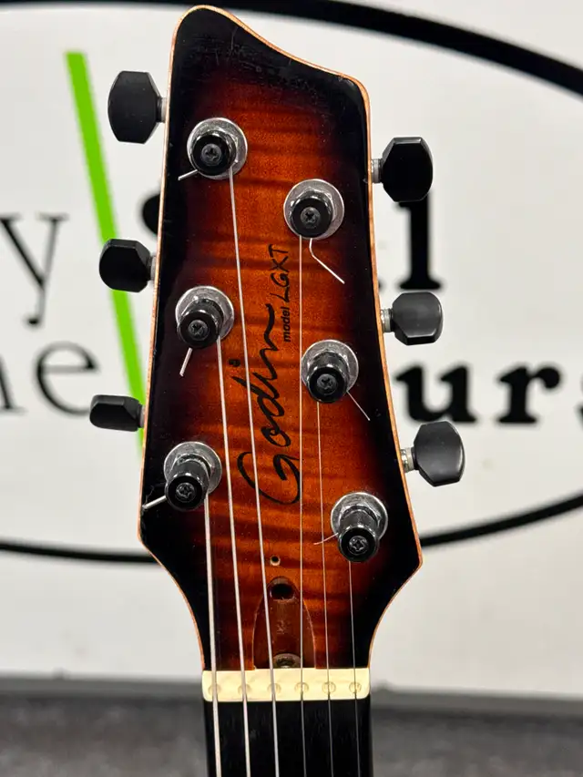 Godin LGXT Cognac Burst Guitar - Photo 4