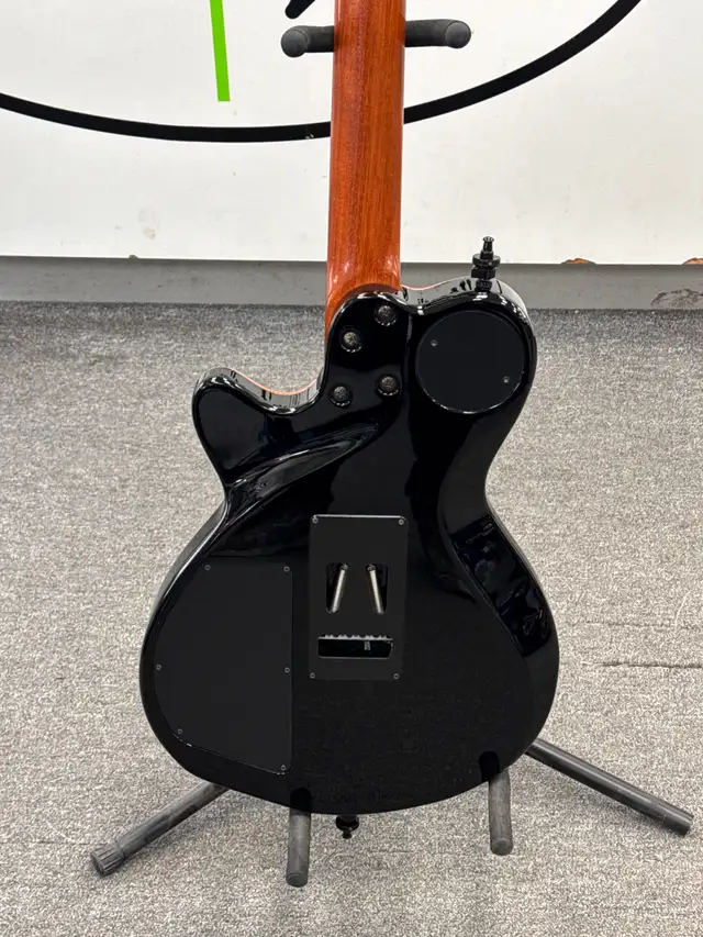 Godin LGXT Cognac Burst Guitar - Photo 5