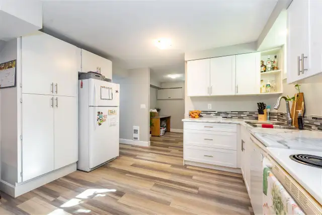2 Bed, 1 Bath, 1172 Sq Ft — Lower Suite | Central Chilliwack - Photo 4