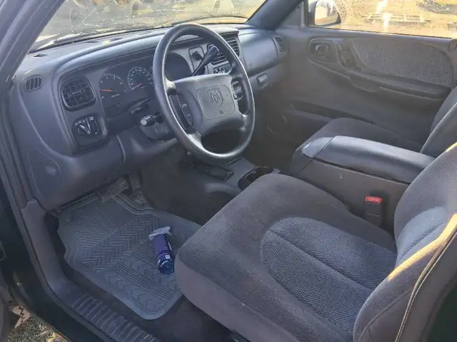 Dodge Dakota V8 4X4 - Photo 6