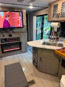 2021 keystone Hideout Trailer..39 ft 11 inches - Photo 9