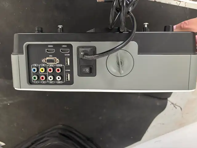 Projector - Photo 2