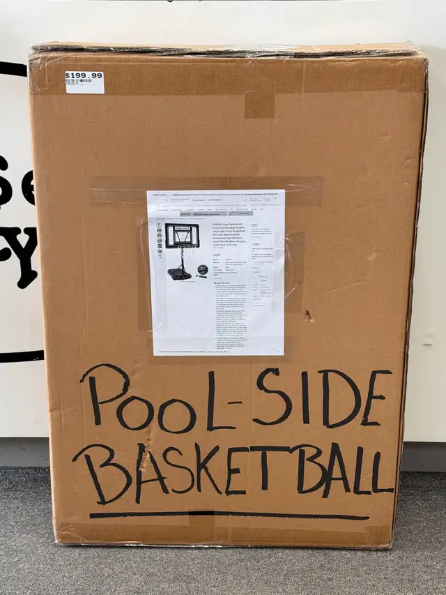 DEBERG Swimming Pool Basketball Hoop Set - BRAND NEW - Photo 2