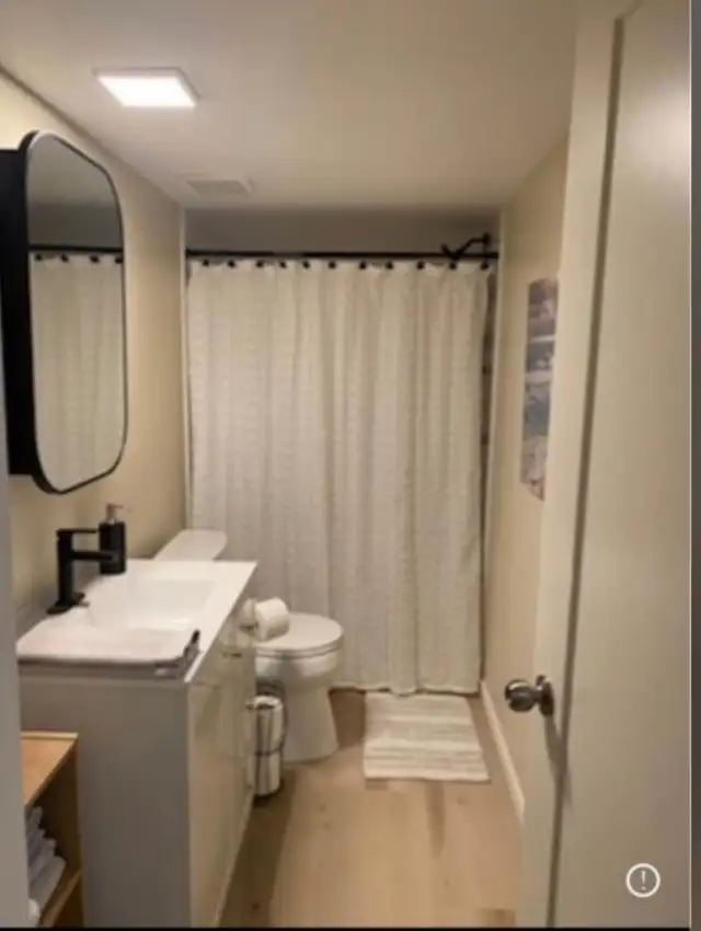 Nearly New Furnished Room Avail Immediately - Great Location! - Photo 4