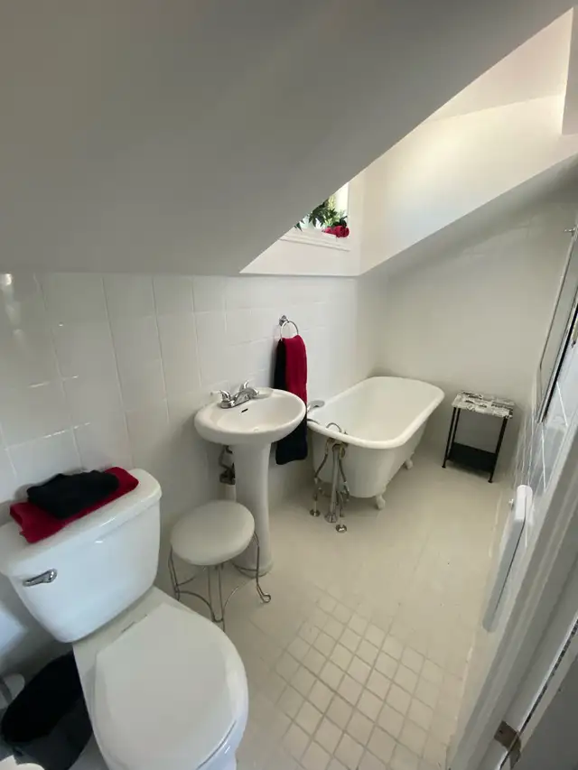 1 Bedroom loft for rent - Photo 8