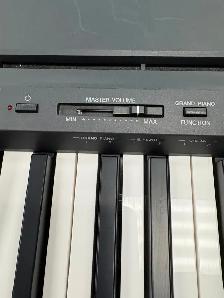 Yamaha p-45b Digital Piano Keyboard with Pedal & Power Cord - Photo 2