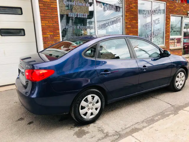 GARANTIE/ HYUNDAI ELANTRA/120,000 KM/ UN VRAIS BIJOU/TRÈS PROPRE - Photo 4