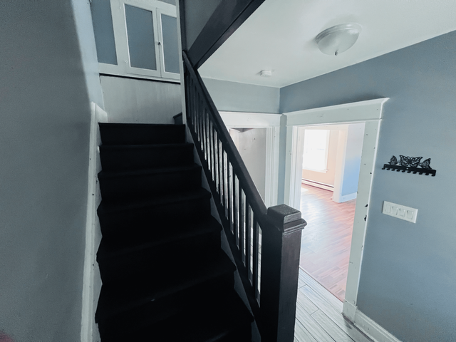 2 Beds 1 Bath House - Photo 3