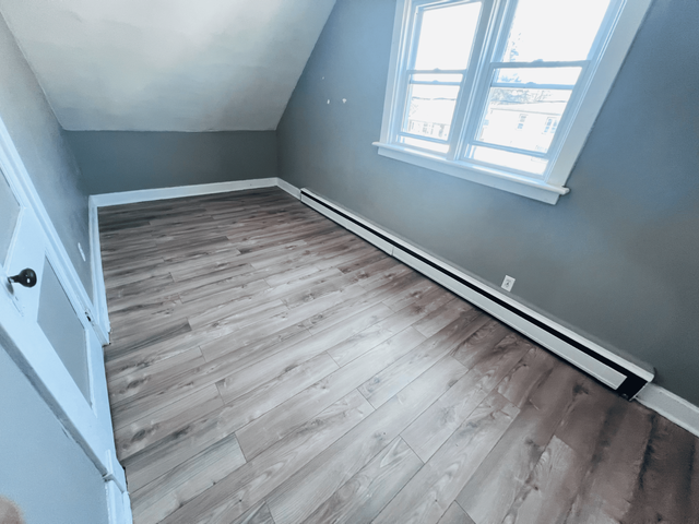 2 Beds 1 Bath House - Photo 7