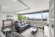 Bright & Open 800sqft Condo offering panoramic city views! - Photo 3
