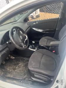 2012 Hyundai accent - Photo 5