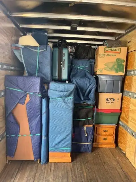 Last Min & affordable movers/Packing/furniture assembly call now - Photo 8