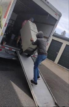 Last Min & affordable movers/Packing/furniture assembly call now - Photo 14