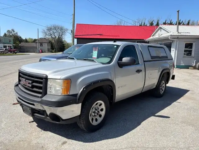 2011 GMC SIERRA C1500  (KAM-072) - Photo 2
