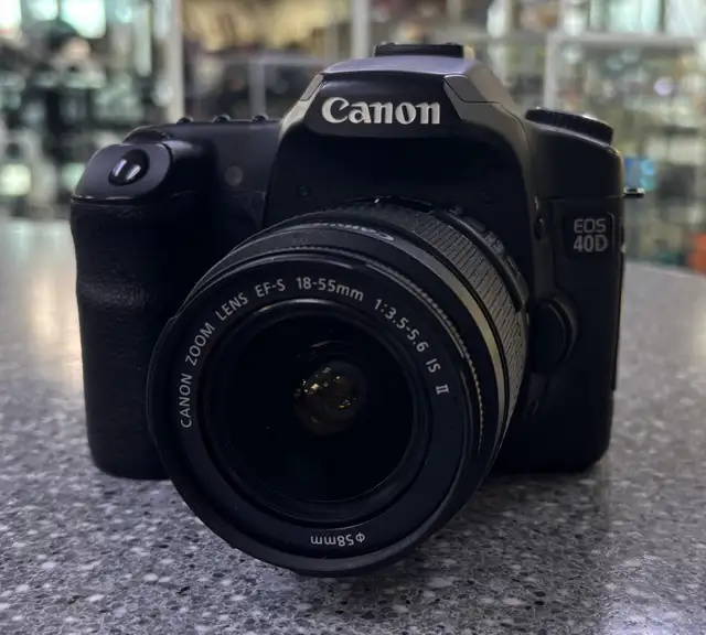 Canon 40D DSLR Camera and Lens