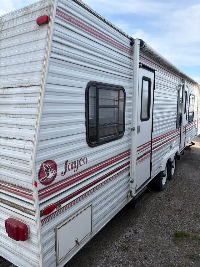 1993 Jayco 370 series SS trailer - Photo 7