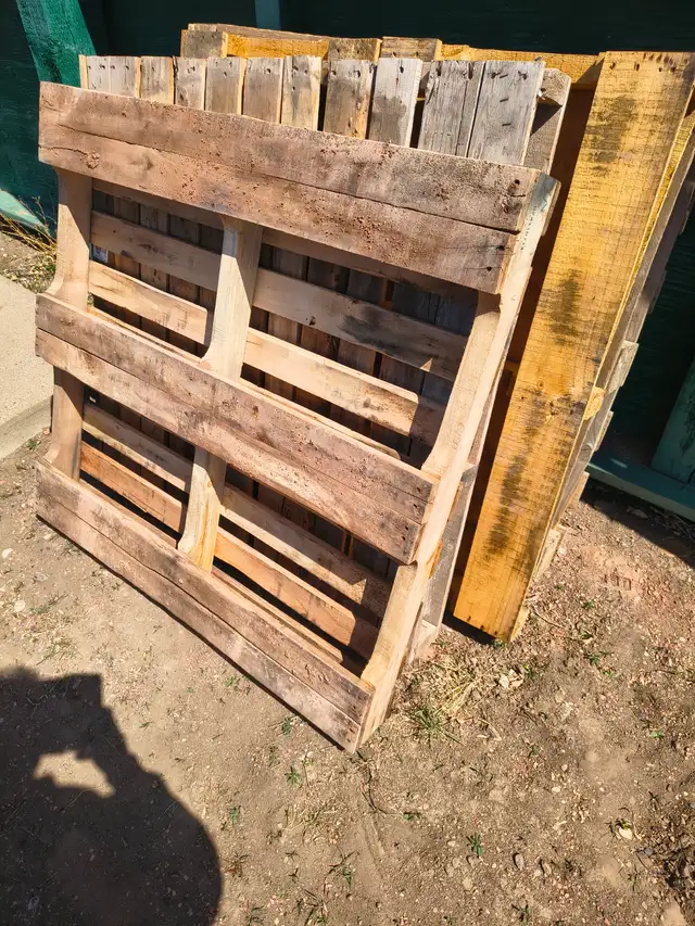 Free pallets