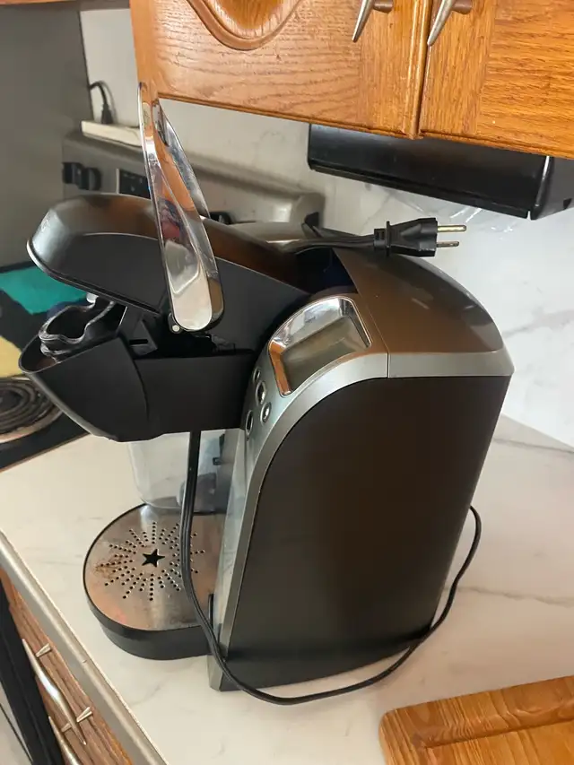 free Keurig coffee maker - Photo 2