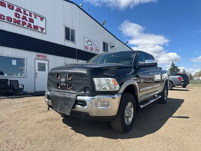 2010 Dodge Ram 3500 Laramie- WARRANTY INC, LEATHER, ROOF, NAV RE