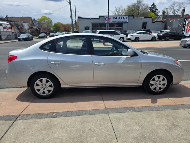 2010 Hyundai Elantra - Photo 8