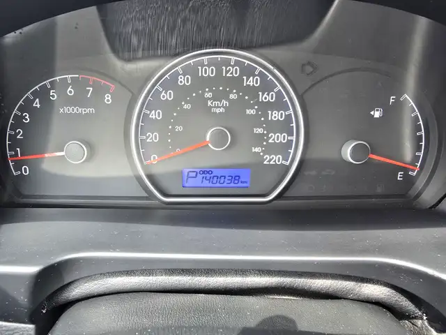 2010 Hyundai Elantra - Photo 12