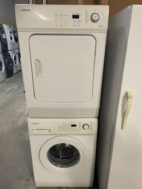 Mini laveuse sécheuse blanches 24'' Samsung
