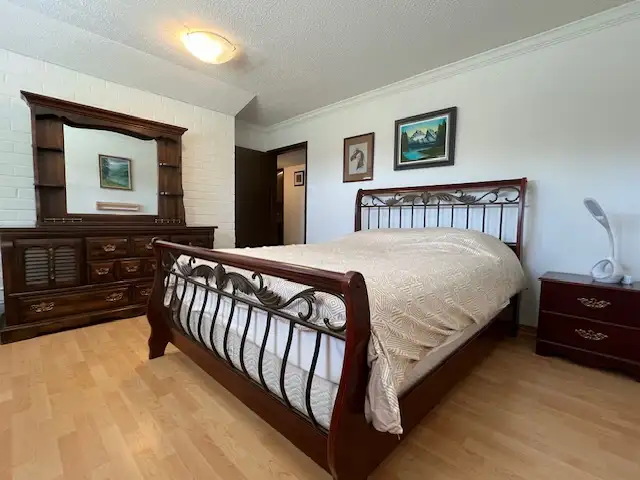 BEAUTIFUL FULLY FURNISHED 2 Bed 1 Full Bath Suite Panorama Ridge - Photo 9