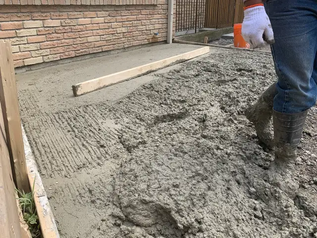 Concrete SDM /// Driveways starting at $6999 - Photo 4