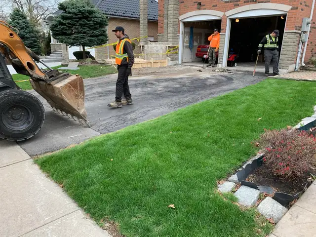 Concrete SDM /// Driveways starting at $6999 - Photo 6