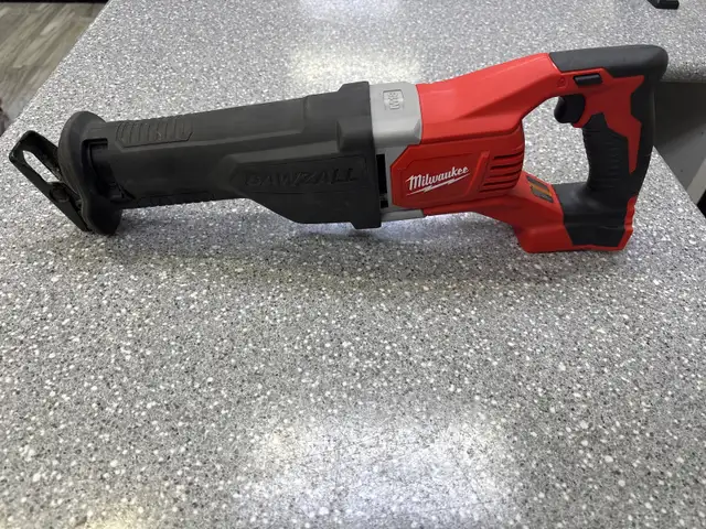 Milwaukee 2621 18V Sawzall Tool only