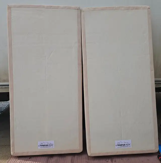 Twin Box Springs $100. Delivery Available - Photo 4