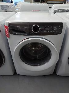 Electrolux '27' White Front Load Washer on Sale‼️