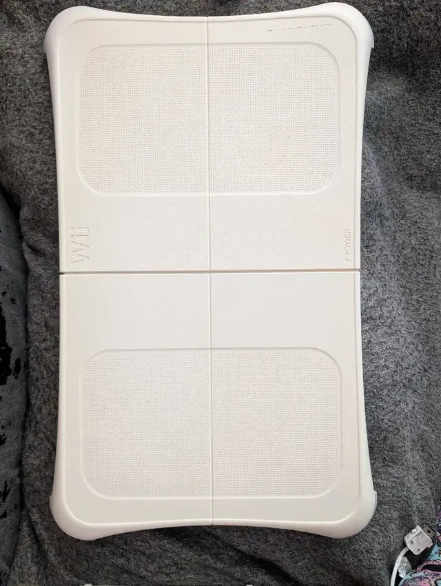Nintendo Wii with balance board and wii fit kit - Photo 5