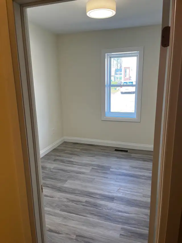 Orillia 2 bedroom Apartmemt - Photo 10